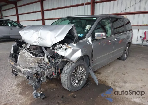 2014 Chrysler Town & Country Touring-L z USA, uszkodzony, nr VIN 2C4RC1CG9ER144107